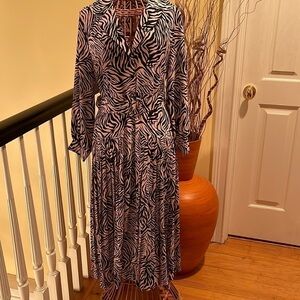 NWT Topshop pink and black dress